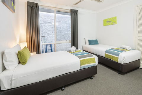 The Beach Motel Hervey Bay - C Tourism 24