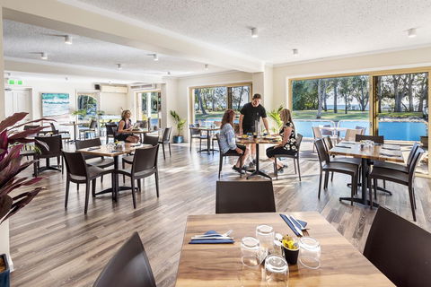 The Beach Motel Hervey Bay - C Tourism 8