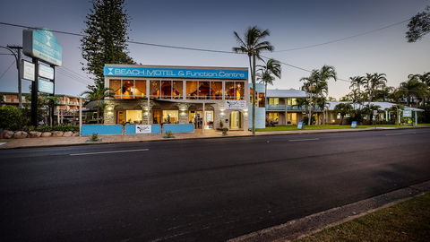 The Beach Motel Hervey Bay - C Tourism 21