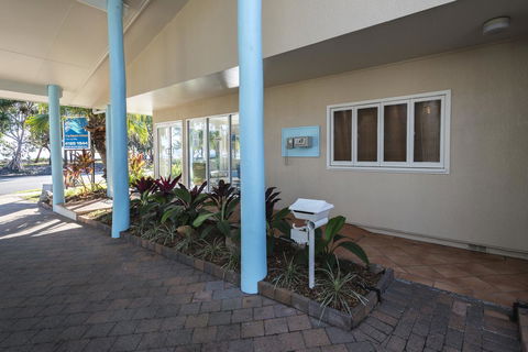 The Beach Motel Hervey Bay - C Tourism 38