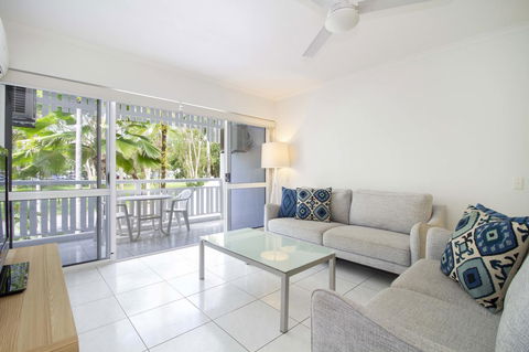 The White House Port Douglas - C Tourism 27