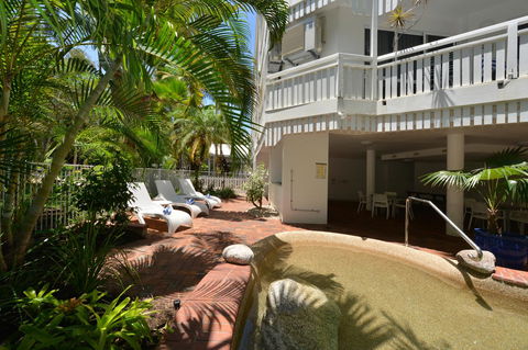 The White House Port Douglas - C Tourism 19