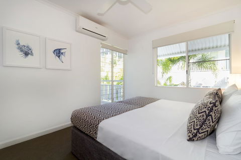 The White House Port Douglas - C Tourism 36