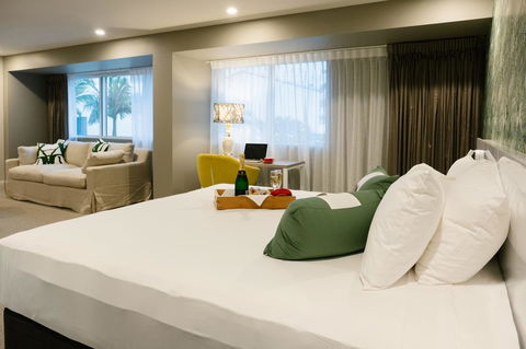 Pacific Hotel Cairns - C Tourism 20