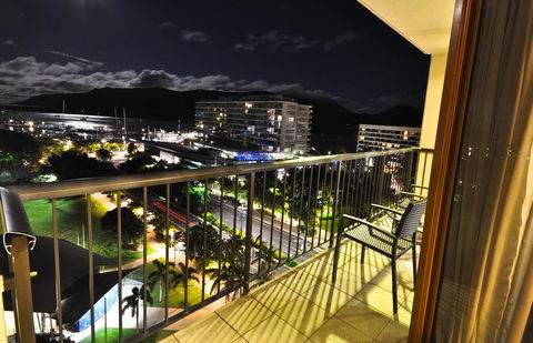 Pacific Hotel Cairns - C Tourism 37