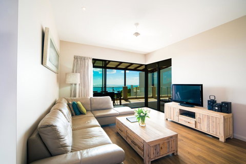 Whitsunday Reflections - C Tourism 12