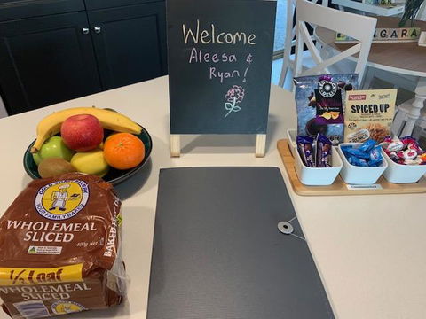 Bed & Breakfast 1 Bedroom Guest House - C Tourism 21