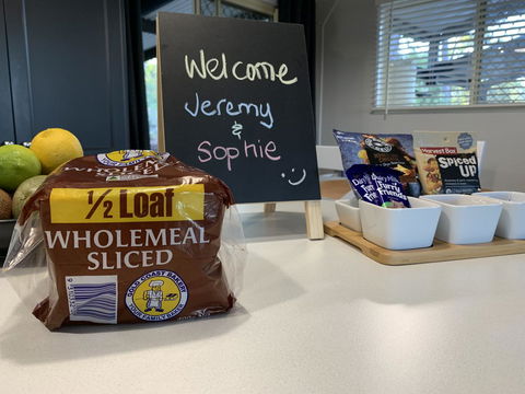 Bed & Breakfast 1 Bedroom Guest House - C Tourism 22