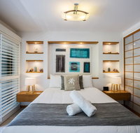 Saks on Hastings - C Tourism