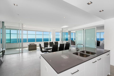 Q1 Resort & Spa - Official - C Tourism 29