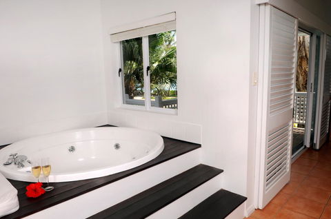 The Reef House Adults Retreat - Enjoy 28 Complimentary Inclusions - C Tourism 28