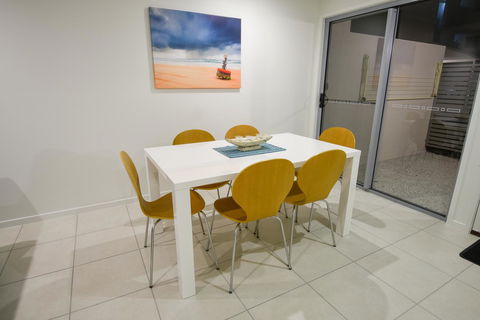 Direct Collective - Breeze On Brightwater - C Tourism 26