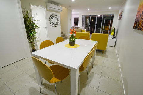 Direct Collective - Breeze On Brightwater - C Tourism 5
