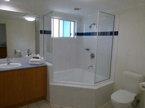 Madison Ocean Breeze Apartments - C Tourism 34