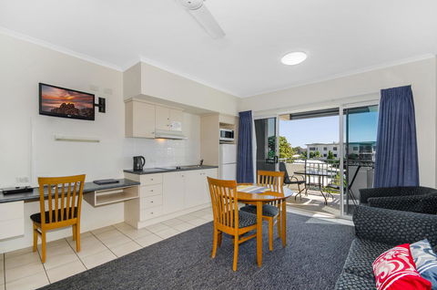 Madison Ocean Breeze Apartments - C Tourism 12