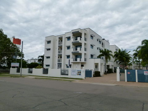 Madison Ocean Breeze Apartments - C Tourism 6