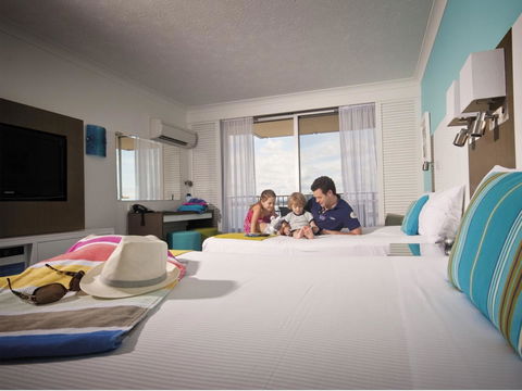 Sea World Resort - C Tourism 3