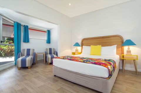 Port Douglas Motel - C Tourism 34