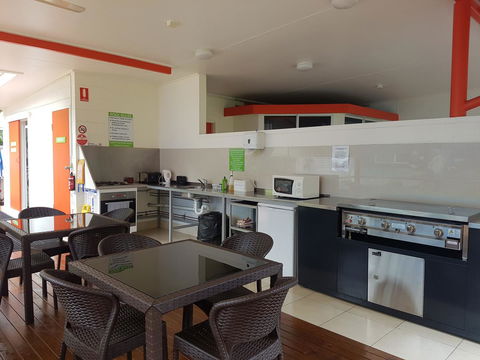 Port Douglas Motel - C Tourism 35