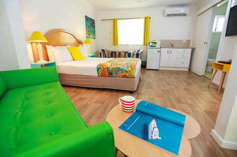 Port Douglas Motel - C Tourism 16
