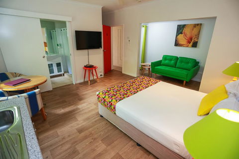 Port Douglas Motel - C Tourism 14