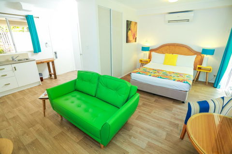 Port Douglas Motel - C Tourism 12