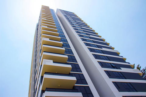 Synergy Broadbeach - Official - C Tourism 17