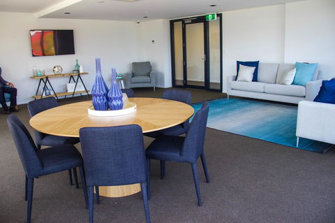 Synergy Broadbeach - Official - C Tourism 12