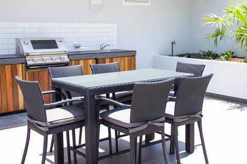 Synergy Broadbeach - Official - C Tourism 15