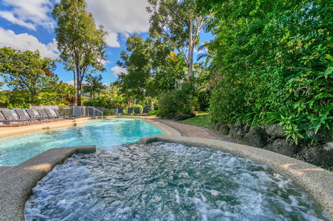 Roydon Beachfront Apartments - C Tourism 16