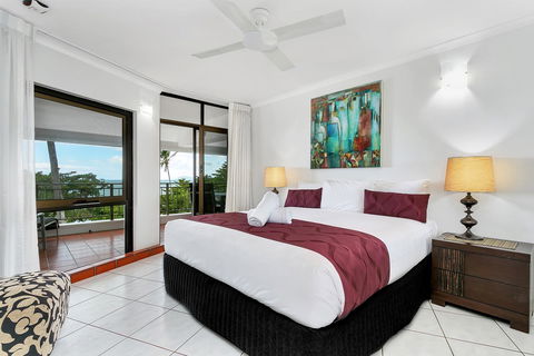Roydon Beachfront Apartments - C Tourism 22
