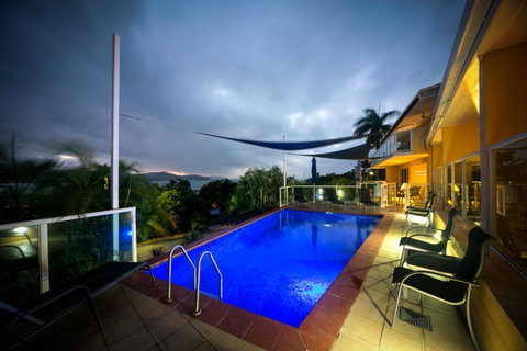 Sunlit Waters Studio Apartments - C Tourism 2