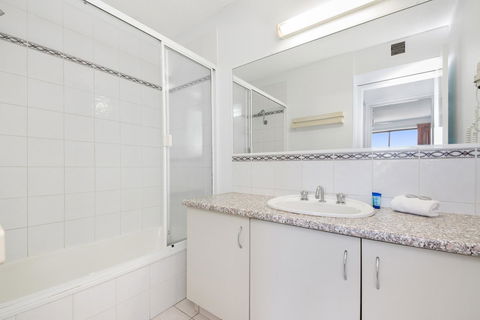 Alexandria Apartments - C Tourism 14