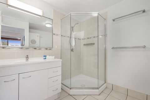 Alexandria Apartments - C Tourism 18