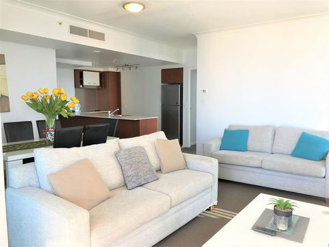 Beach Stay - Ocean & Riverview Resort Chevron Renaissance Central Surfers Paradise - C Tourism 20