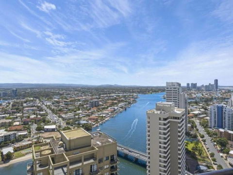 Beach Stay - Ocean & Riverview Resort Chevron Renaissance Central Surfers Paradise - C Tourism 15