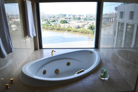 Stamford Plaza Brisbane - C Tourism 41