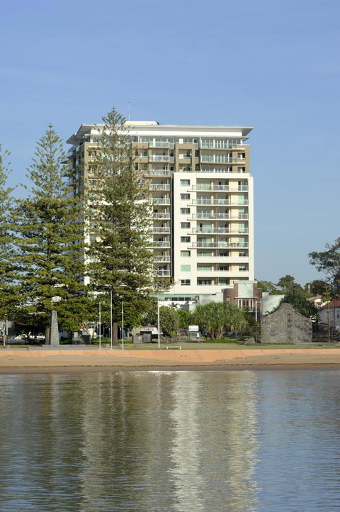Proximity Waterfront Apartments - C Tourism 24