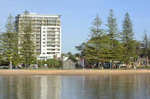 Proximity Waterfront Apartments - C Tourism 37