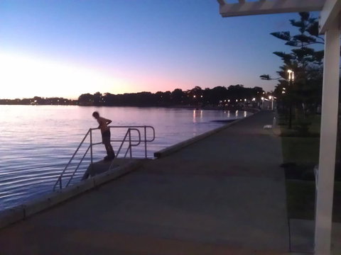 Proximity Waterfront Apartments - C Tourism 40