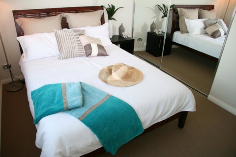 Proximity Waterfront Apartments - C Tourism 33