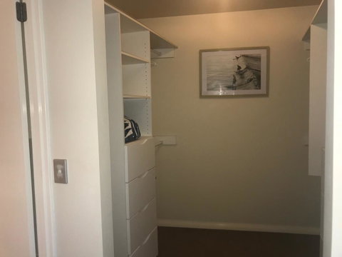 Proximity Waterfront Apartments - C Tourism 3