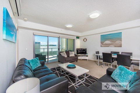 Proximity Waterfront Apartments - C Tourism 25