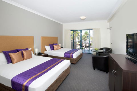 Park Regis Anchorage - C Tourism 12