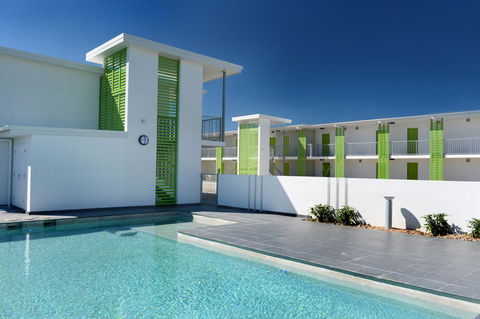 Mackay Oceanside Central Hotel Official - C Tourism 0
