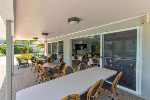 Mackay Oceanside Central Hotel Official - C Tourism 15