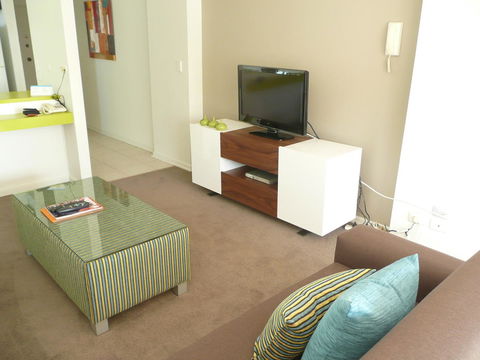 Grosvenor Beachfront Apartments Surfers Paradise - C Tourism 24