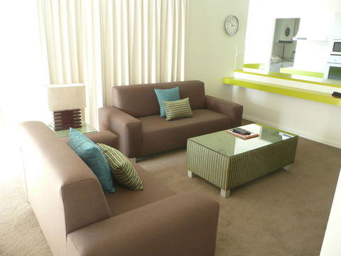 Grosvenor Beachfront Apartments Surfers Paradise - C Tourism 8