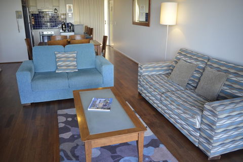 Seachange Coolum Beach - C Tourism 39