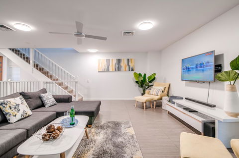 Coolum At The Beach - C Tourism 21